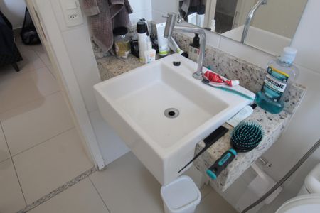 Apartamento à venda com 60m², 2 quartos e 2 vagasBanheiro da Suíte 