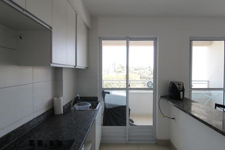 Apartamento à venda com 60m², 2 quartos e 2 vagasCozinha e Área de Serviço