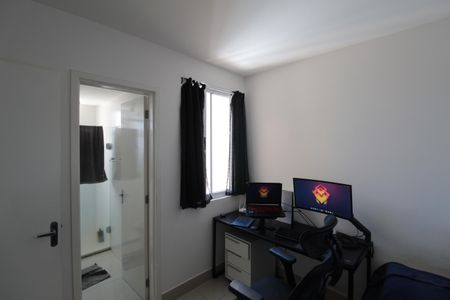 Apartamento à venda com 60m², 2 quartos e 2 vagasSuíte 