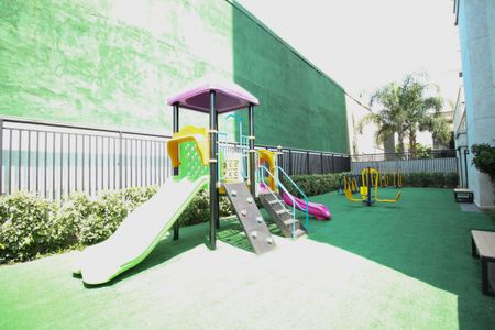 Apartamento à venda com 39m², 2 quartos e sem vagaÁrea comum