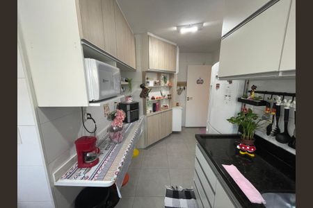 Apartamento à venda com 109m², 3 quartos e 3 vagasCozinha