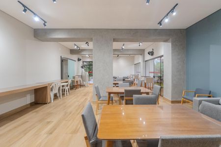 Apartamento à venda com 163m², 3 quartos e 1 vaga Apartamento à venda com 163m², 3 quartos e 1 vagaÁrea comum - Salão de festas