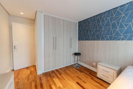 Apartamento à venda com 163m², 3 quartos e 1 vaga Apartamento à venda com 163m², 3 quartos e 1 vagaQuarto 1