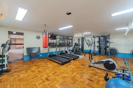 Apartamento à venda com 163m², 3 quartos e 1 vaga Apartamento à venda com 163m², 3 quartos e 1 vagaÁrea comum - Academia