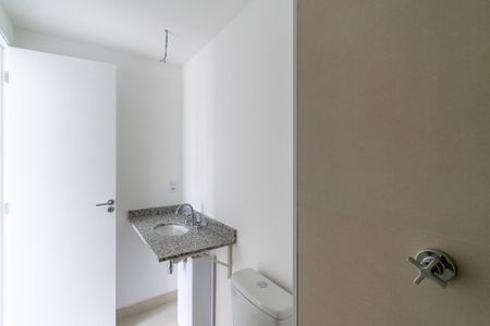 Apartamento à venda com 60m², 2 quartos e 1 vaga Apartamento à venda com 60m², 2 quartos e 1 vagaBanheiro da Suíte
