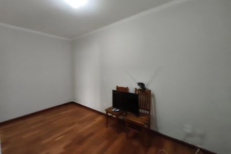 Casa de condomínio à venda com 334m², 4 quartos e 4 vagas Casa de condomínio à venda com 334m², 4 quartos e 4 vagasQuarto