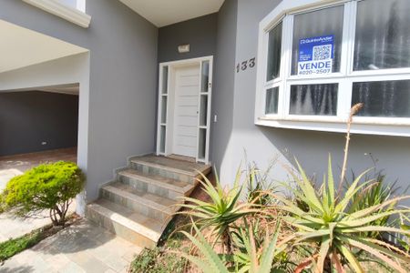 Casa de condomínio à venda com 334m², 4 quartos e 4 vagas Casa de condomínio à venda com 334m², 4 quartos e 4 vagasPlaquinha