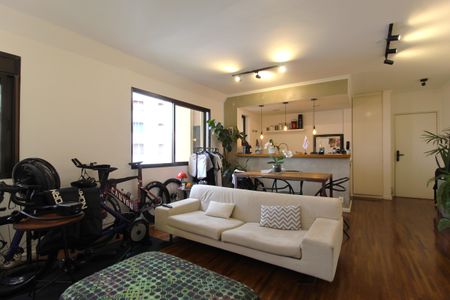 Sala de apartamento para alugar com 1 quarto, 60m² em Vila Nova Conceição, São Paulo