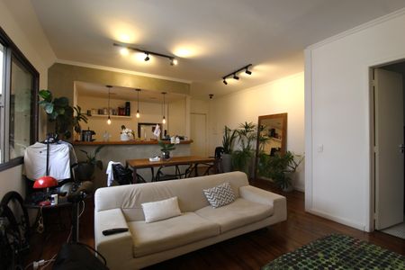 Sala de apartamento para alugar com 1 quarto, 60m² em Vila Nova Conceição, São Paulo