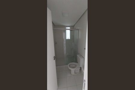 Banheiro de apartamento para alugar com 3 quartos, 84m² em Jardim Carvalho, Porto Alegre