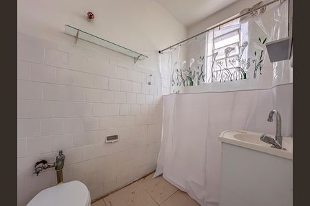 Banheiro Social de apartamento à venda com 1 quarto, 35m² em Laranjeiras, Rio de Janeiro