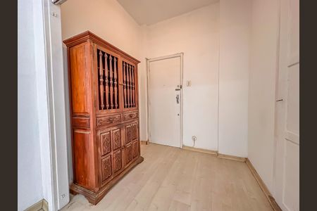 Quarto de apartamento à venda com 1 quarto, 35m² em Laranjeiras, Rio de Janeiro