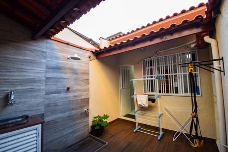 Casa à venda com 120m², 3 quartos e 1 vagaÁrea de Serviço