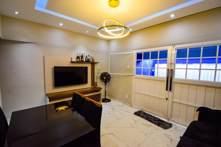 Casa à venda com 120m², 3 quartos e 1 vagaSala