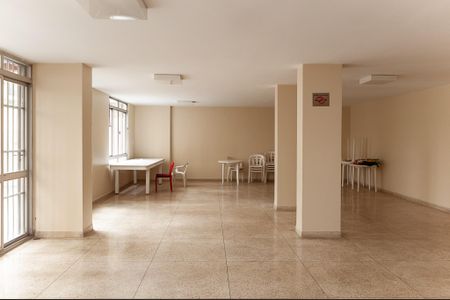 Apartamento à venda com 80m², 2 quartos e 1 vagaÁrea Comum - Salão de Festas