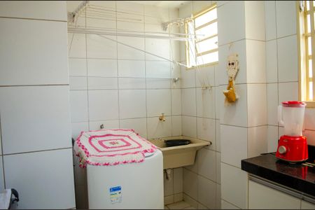 Área de Serviço de apartamento para alugar com 3 quartos, 98m² em Jardim Goiás, Goiânia