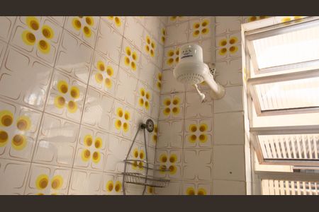 Apartamento à venda com 70m², 2 quartos e sem vaga Apartamento à venda com 70m², 2 quartos e sem vagaBanheiro