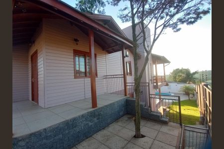 Casa à venda com 190m², 3 quartos e 2 vagasFachada