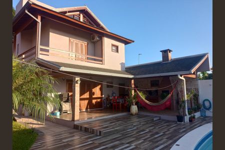 Casa à venda com 190m², 3 quartos e 2 vagasEspaço Gourmet