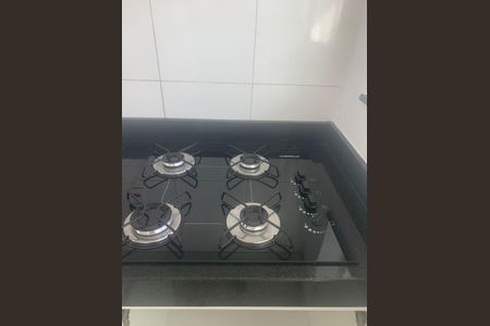 Cozinha de casa de condomínio para alugar com 3 quartos, 60m² em Parque Xangri-Lá, Contagem
