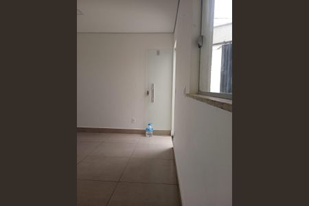 Sala de casa para alugar com 3 quartos, 59m² em Xangri-Lá, Contagem