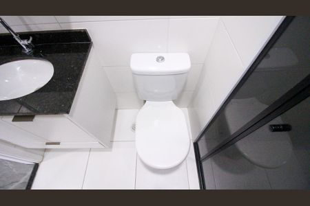 Apartamento à venda com 41m², 2 quartos e 1 vaga Apartamento à venda com 41m², 2 quartos e 1 vagaBanheiro