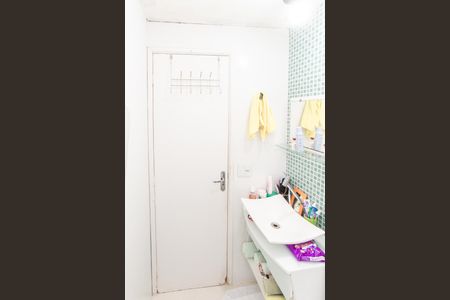 Apartamento à venda com 48m², 2 quartos e 1 vaga Apartamento à venda com 48m², 2 quartos e 1 vagaBanheiro