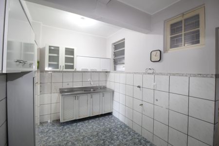 Apartamento à venda com 64m², 2 quartos e 1 vagaCozinha