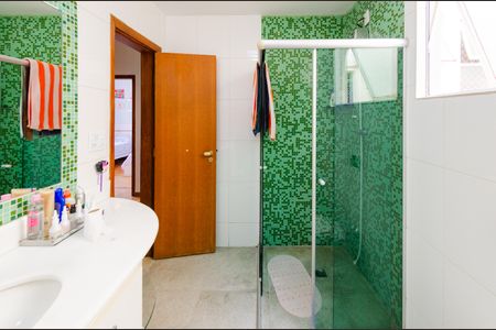 Apartamento à venda com 116m², 3 quartos e 1 vaga Apartamento à venda com 116m², 3 quartos e 1 vagaBanheiro social