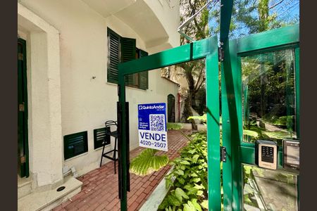 Apartamento à venda com 37m², 1 quarto e sem vaga Apartamento à venda com 37m², 1 quarto e sem vagaPlaca