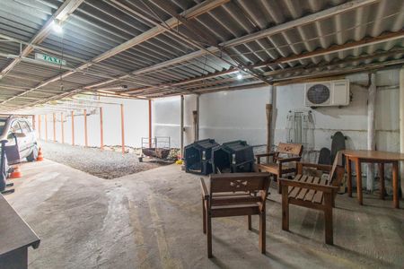 Casa à venda com 64m², 2 quartos e 4 vagasGaragem
