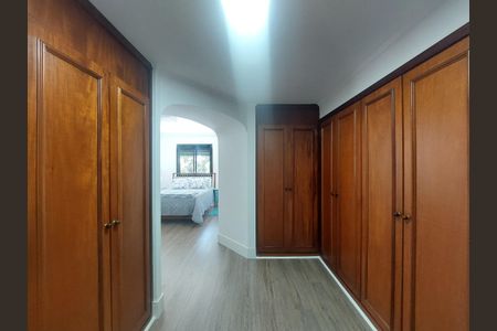 Apartamento à venda com 280m², 4 quartos e 4 vagas Apartamento à venda com 280m², 4 quartos e 4 vagasSuíte 4