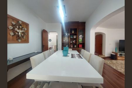 Apartamento à venda com 280m², 4 quartos e 4 vagas Apartamento à venda com 280m², 4 quartos e 4 vagasSala de Jantar