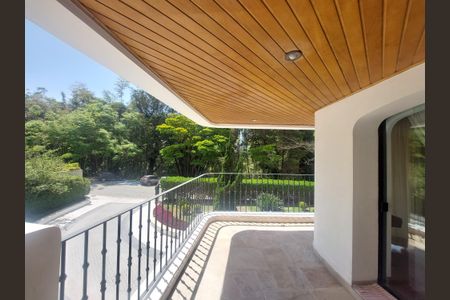 Apartamento à venda com 280m², 4 quartos e 4 vagas Apartamento à venda com 280m², 4 quartos e 4 vagasVaranda da Suíte 2