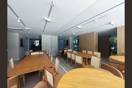 Apartamento à venda com 280m², 4 quartos e 4 vagas Apartamento à venda com 280m², 4 quartos e 4 vagasÁrea comum