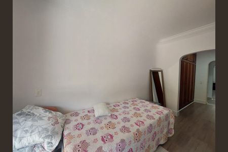 Apartamento à venda com 280m², 4 quartos e 4 vagas Apartamento à venda com 280m², 4 quartos e 4 vagasSuíte 2