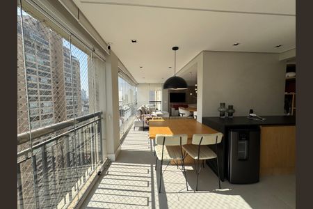 Apartamento à venda com 184m², 3 quartos e 3 vagasVaranda gourmet