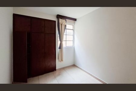 Quarto 2 de apartamento para alugar com 2 quartos, 86m² em Concórdia, Belo Horizonte