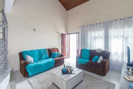 Casa para alugar com 3 quartos, 256m² em Dos Casa, São Bernardo do Campo