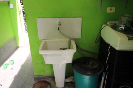 Casa à venda com 100m², 3 quartos e sem vagaÁrea de Serviço