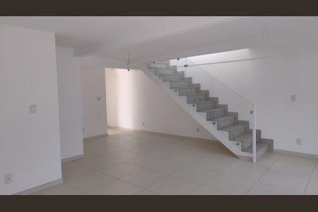 Apartamento à venda com 198m², 4 quartos e 2 vagasSala
