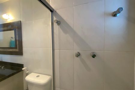 Apartamento à venda com 260m², 4 quartos e 5 vagasBanheiro 2