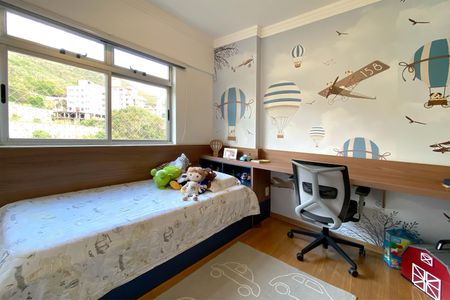 Apartamento à venda com 260m², 4 quartos e 5 vagasQuarto 2