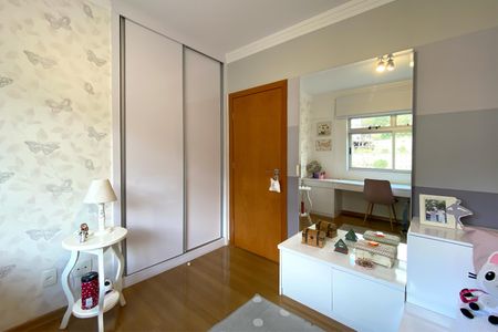 Apartamento à venda com 260m², 4 quartos e 5 vagasQuarto 1