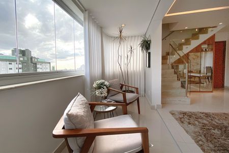 Apartamento à venda com 260m², 4 quartos e 5 vagasVaranda da Sala