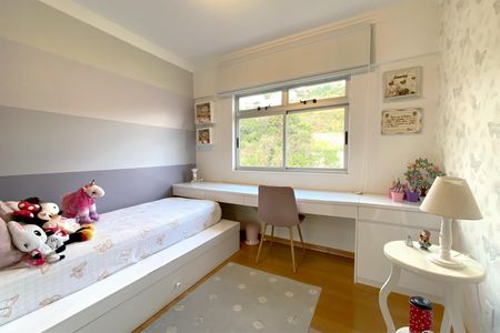 Apartamento à venda com 260m², 4 quartos e 5 vagasQuarto 1