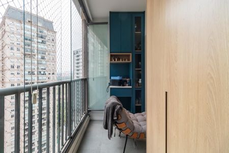 Apartamento à venda com 52m², 2 quartos e 1 vagaÁrea de Serviço