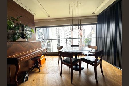 Apartamento à venda com 2 quartos, 71m² em Jardim America, São Paulo