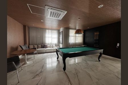 Apartamento à venda com 71m², 2 quartos e 1 vaga