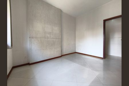 Apartamento à venda com 3 quartos, 130m² em Ingá, Niterói